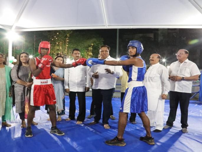 International level skating rink, boxing and basketball sports complex constructed in Borivali | बोरिवलीत साकारले आंतरराष्ट्रीय स्तरावरील स्केटिंग रिंक, बॉक्सिंग आणि बास्केटबॉल क्रीडा संकुल International level skating rink, boxing and basketball sports complex constructed in Borivali | बोरिवलीत साकारले आंतरराष्ट्रीय स्तरावरील स्केटिंग रिंक, बॉक्सिंग आणि बास्केटबॉल क्रीडा संकुल