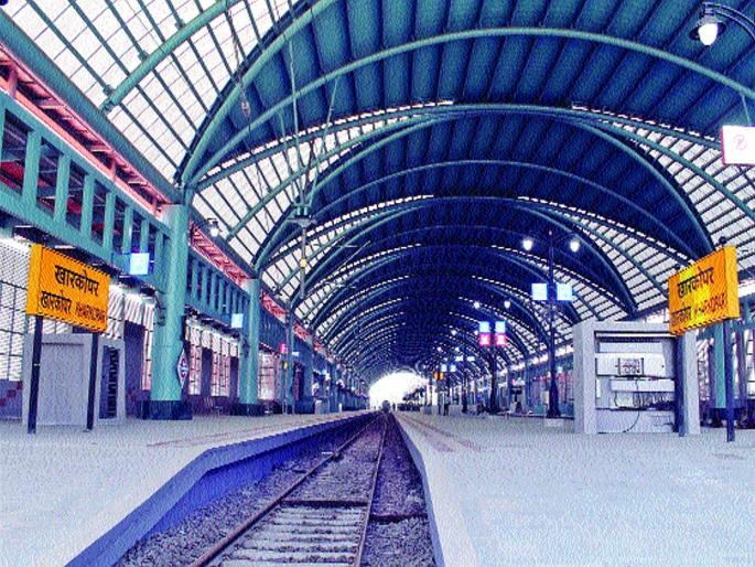 Forest dept not ready for the second phase of the Nerul-Uran Railway? | नेरुळ-उरण रेल्वेच्या दुसऱ्या टप्प्याला वनविभागाचा खोडा? Forest dept not ready for the second phase of the Nerul-Uran Railway? | नेरुळ-उरण रेल्वेच्या दुसऱ्या टप्प्याला वनविभागाचा खोडा?