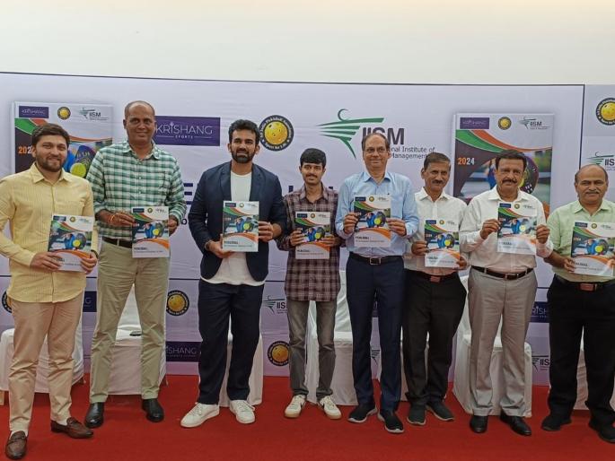 in mumbai pickleball report unveiled by former cricketer zaheer khan | माजी क्रिकेटपटू झहीर खानच्या हस्ते पिकलबॉल अहवालाचे अनावरण in mumbai pickleball report unveiled by former cricketer zaheer khan | माजी क्रिकेटपटू झहीर खानच्या हस्ते पिकलबॉल अहवालाचे अनावरण