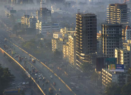 Mumbai, Thane, Dombivali and Nagpur breathed a sigh of relief | मुंबई, ठाणे, डोंबिवलीसह नागपूरचा श्वास काेंडला, अनलॉकनंतर प्रदूषणात वाढ Mumbai, Thane, Dombivali and Nagpur breathed a sigh of relief | मुंबई, ठाणे, डोंबिवलीसह नागपूरचा श्वास काेंडला, अनलॉकनंतर प्रदूषणात वाढ