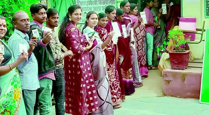 Nagpur ZP And PS. Today's verdict: 64.13 percent voting | नागपूर जि.प. व पं.स. ला ६४.१३ टक्के मतदान : आज फैसला Nagpur ZP And PS. Today's verdict: 64.13 percent voting | नागपूर जि.प. व पं.स. ला ६४.१३ टक्के मतदान : आज फैसला