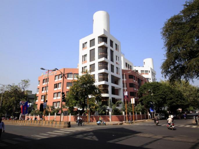 Education Officer Shailja Darade took over the rights | शिक्षणाधिकारी शैलजा दराडे यांचे अधिकार काढले Education Officer Shailja Darade took over the rights | शिक्षणाधिकारी शैलजा दराडे यांचे अधिकार काढले