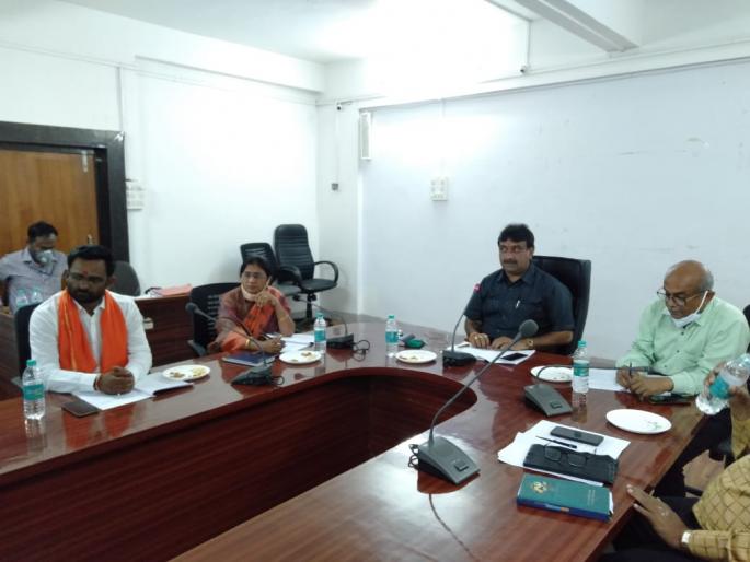 The issue of toilets was raised in the Zilla Parishad water management meeting | जिल्हा परिषदेच्या जलव्यवस्थापनच्या सभेत शौचालयाचा मुद्दा गाजला The issue of toilets was raised in the Zilla Parishad water management meeting | जिल्हा परिषदेच्या जलव्यवस्थापनच्या सभेत शौचालयाचा मुद्दा गाजला