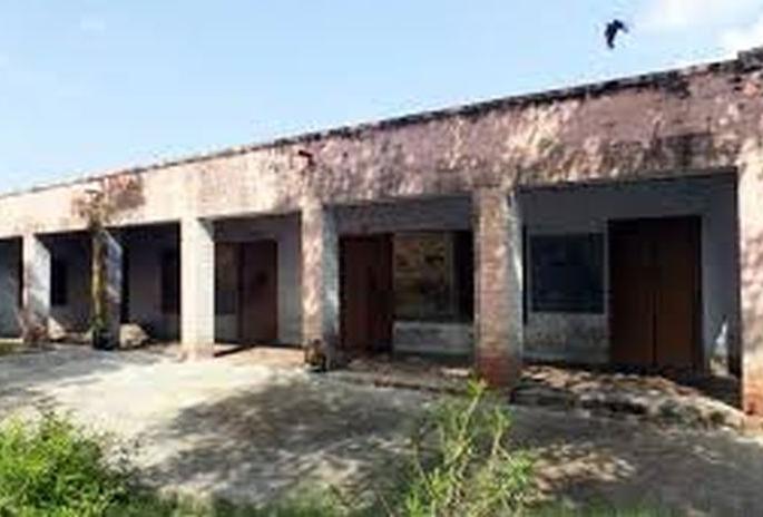 Zilla Parishad to demolish 455 classrooms in schools! | जिल्हा परिषद शाळांच्या ४५५ शिकस्त वर्गखोल्या पाडणार!