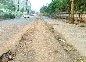 Road conditions due to excavation | खोदकामामुळे रस्त्यांची दुरवस्था Road conditions due to excavation | खोदकामामुळे रस्त्यांची दुरवस्था