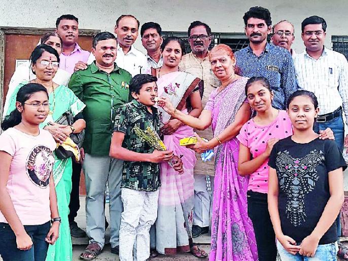 दर्यापूर ‘प्रबोधन’चा मयूर कदम टॉपर Marathi News The peacock step