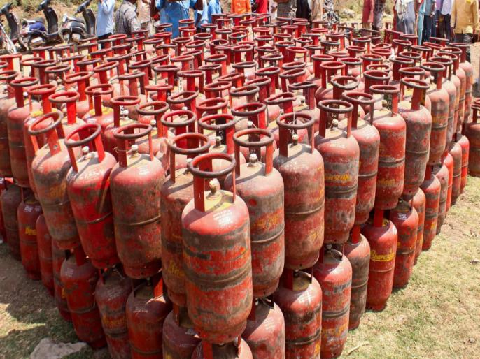 LPG Gas Cylinder: पुण्यात गॅस सिलेंडरचा पुरेसा साठा; अफवांवर विश्वास ठेवू नका, जिल्हाधिकाऱ्यांचे नागरिकांना...