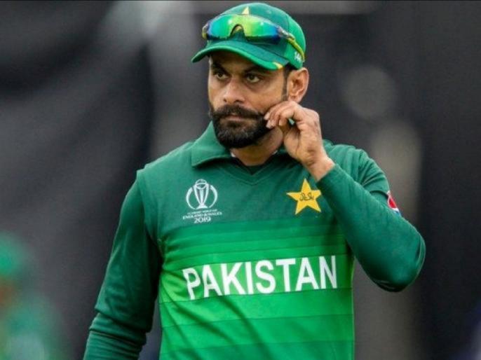Pakistan Cricket Board conducts third round of COVID-19 tests, all outcomes on Saturday | मोहम्मद हाफिजच्या बंडानंतर पाकिस्तान क्रिकेट मंडळाचं डोकं टाळ्यावर; घेतला मोठा निर्णय Pakistan Cricket Board conducts third round of COVID-19 tests, all outcomes on Saturday | मोहम्मद हाफिजच्या बंडानंतर पाकिस्तान क्रिकेट मंडळाचं डोकं टाळ्यावर; घेतला मोठा निर्णय
