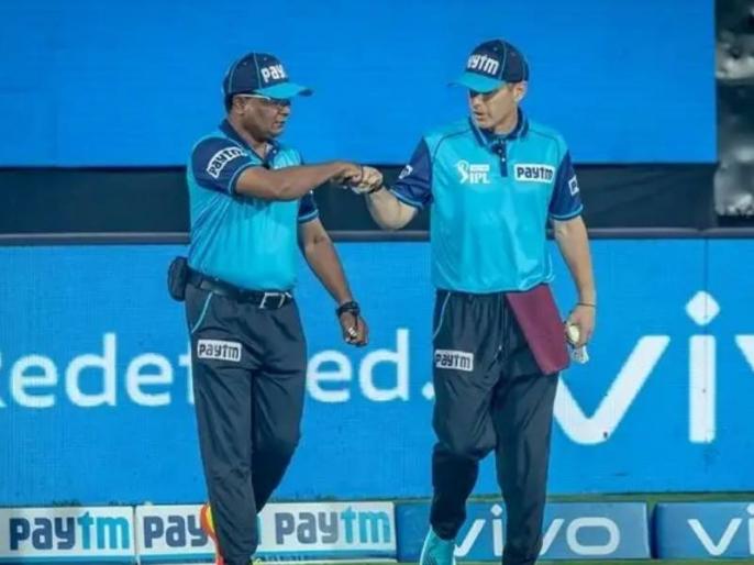 IPL 2021 ball change due in delhi capitals vs mumbai indians kieron pollard and kl rahul | IPL 2021: केएल राहुलसोबत पंचांनी केला भेदभाव, पोलार्डला केली मदत!; नेमकं प्रकरण काय? IPL 2021 ball change due in delhi capitals vs mumbai indians kieron pollard and kl rahul | IPL 2021: केएल राहुलसोबत पंचांनी केला भेदभाव, पोलार्डला केली मदत!; नेमकं प्रकरण काय?