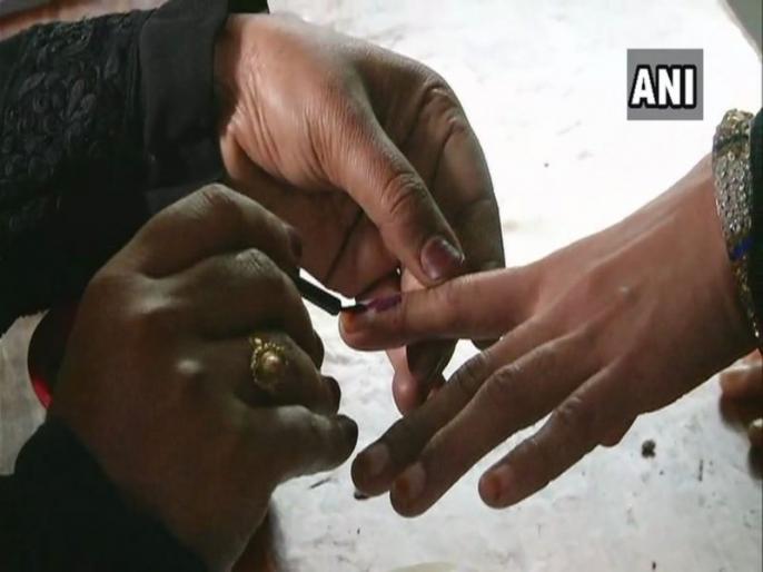 Telangana & Rajasthan Assembly Elections : तेलंगणा, राजस्थानमध्ये 70 टक्क्यांहून अधिक मतदान | Telangana & Rajasthan Assembly Elections : तेलंगणा, राजस्थानमध्ये 70 टक्क्यांहून अधिक मतदान Telangana & Rajasthan Assembly Elections : तेलंगणा, राजस्थानमध्ये 70 टक्क्यांहून अधिक मतदान | Telangana & Rajasthan Assembly Elections : तेलंगणा, राजस्थानमध्ये 70 टक्क्यांहून अधिक मतदान