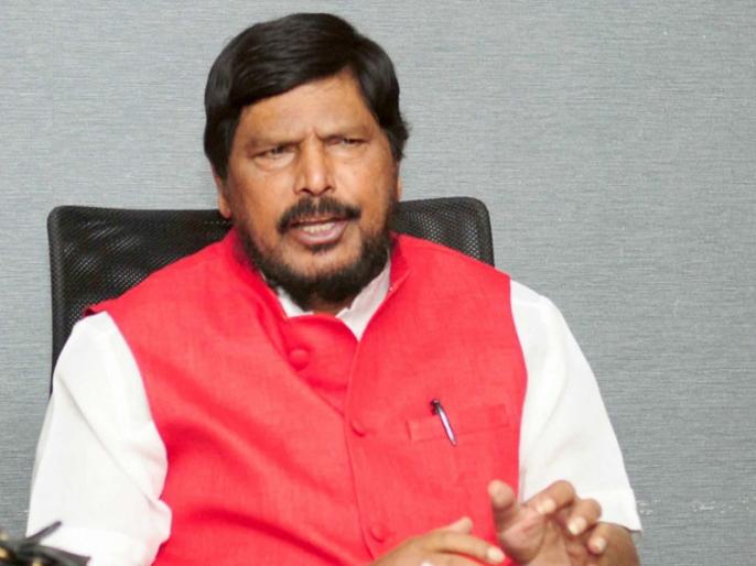 ... so Modi will not make false promises; Ramadas athawale's dig on modi | ...त्यामुळे मोदी आता थापा मारणार नाहीत; रामदास आठवलेंचा हळूच चिमटा ... so Modi will not make false promises; Ramadas athawale's dig on modi | ...त्यामुळे मोदी आता थापा मारणार नाहीत; रामदास आठवलेंचा हळूच चिमटा