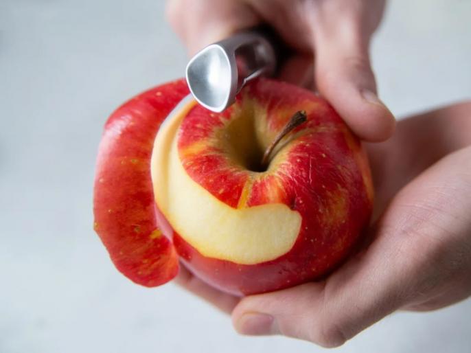 Not only an apple but its peel is also very beneficial for health, know