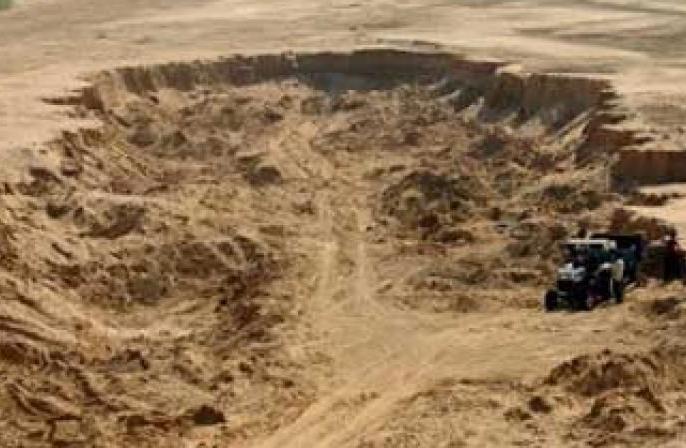 Two officials suspended in Jalna for helping sand mafia | à¤à¤¾à¤²à¤¨à¥à¤¯à¤¾à¤¤ वाळà¥à¤®à¤¾à¤«à¤¿à¤¯à¤¾à¤à¤¶à¥ सलà¤à¥ à¤à¤°à¤£à¤¾à¤°à¥ दà¥à¤¨ à¤
धिà¤à¤¾à¤°à¥ निलà¤à¤¬à¤¿à¤¤