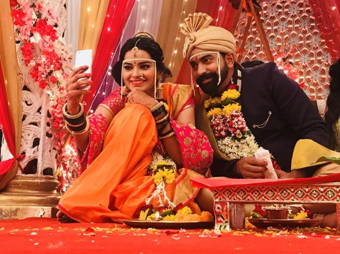 Marriage twist in Tu Ashi Javali Raha | ‘तू अशी जवळी राहा’ मालिकेद्वारे कन्यादानाविषयी मांडला जाणार वेगळा विचार Marriage twist in Tu Ashi Javali Raha | ‘तू अशी जवळी राहा’ मालिकेद्वारे कन्यादानाविषयी मांडला जाणार वेगळा विचार