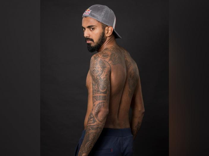 Indian Cricketers Who Are Obsessed with Tattoos | कॅप्टन ...