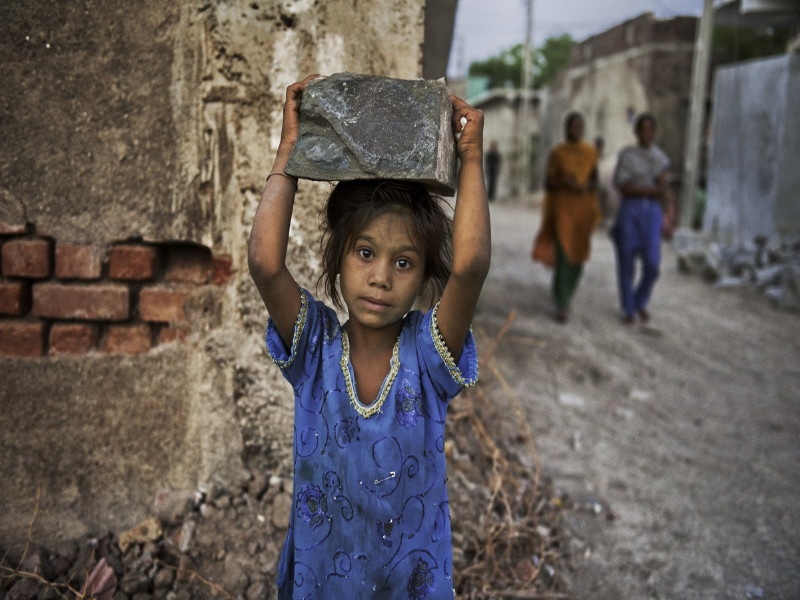 218 rescues of child labor in 12 years from Pune district | पुणे जिल्ह्यातून 12 वर्षात 218 बालकामगारांची सुटका