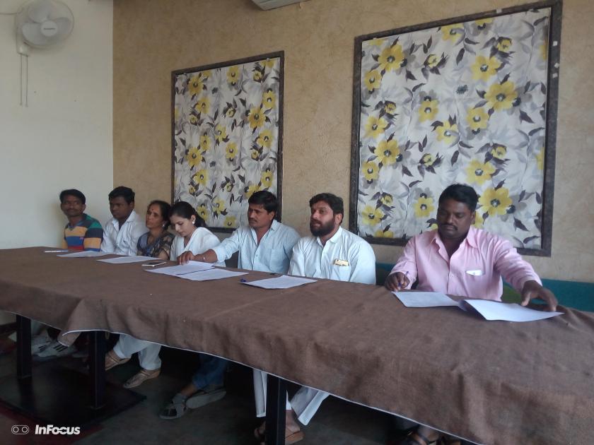  Prakar Janashakti Party's office bearers resign in Akola | अकोल्यात प्रहार जनशक्ती पक्षाच्या पदाधिकाऱ्यांचे राजीनामे