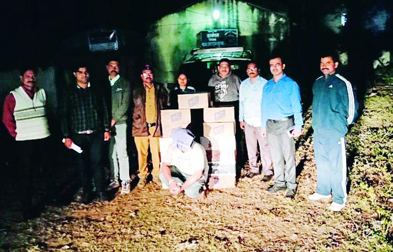 Foreign liquor seized at Lakhandur | लाखांदूर येथे विदेशी दारू जप्त