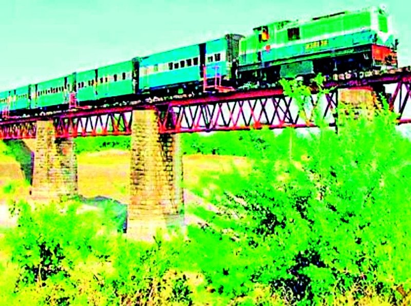 Inability of Shakuntala Railway to share in the budget | शकुंतला रेल्वेला अर्थसंकल्पात वाटाण्याच्या अक्षता