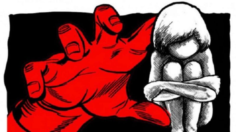 Attempt of molestation of minor girl in Nagpur; citizens Angry | नागपुरात चिमुकलीवर अत्याचाराचा प्रयत्न; नागरिकांनी नराधमाची काढली नग्न धिंड