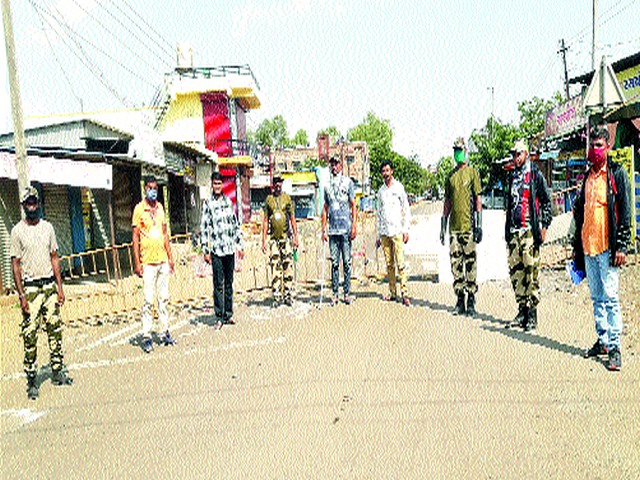 Chandori village completely lockdown | चांदोरी गाव पूर्णत: लॉकडाउन