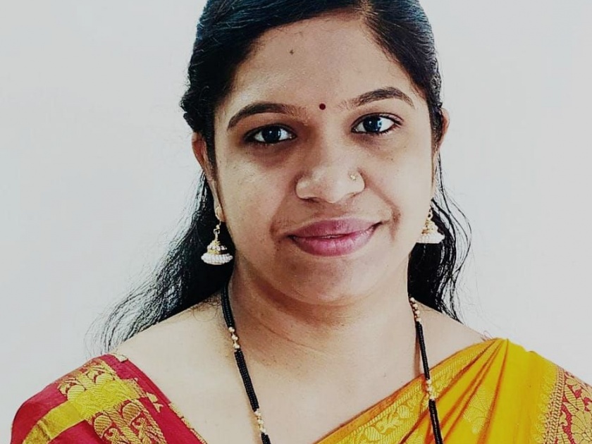 Teacher Madhuri Pawar first in the state level online innovation competition | राज्यस्तरीय आॅनलाइन नवोपक्र म स्पर्धेत शिक्षिका माधुरी पवार विभागातून प्रथम
