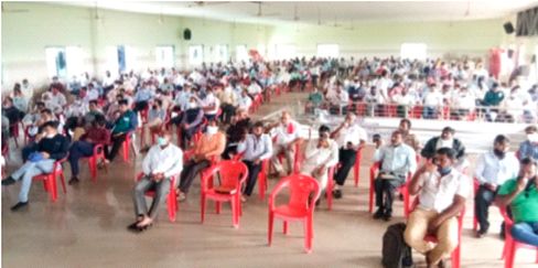 Gram Panchayat Election Training Program at Shahada 600 staff; Guidance from Tehsildar | शहादा येथे ग्रामपंचायत निवडणूक प्रशिक्षण कार्यक्रम ६०० कर्मचारी ; तहसीलदारांकडून मार्गदर्शन