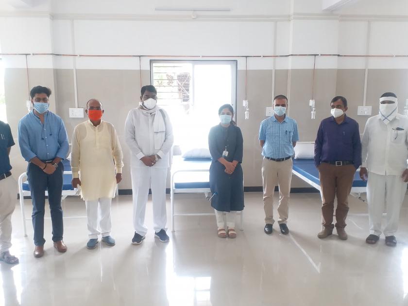 Finally Pimpalgaon Hospital opened for Kovid patients | अखेर पिंपळगाव रुग्णालय कोविड रुग्णांसाठी खुले