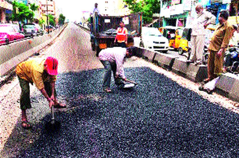 Road work in Nandgaon taluka sanctioned | नांदगाव तालुक्यात रस्त्याच्या कामांना मंजुरी