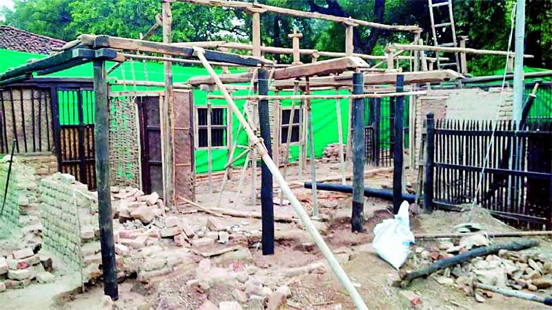Renovation of Bapu office in Sevagram | सेवाग्रामात बापू दप्तरच्या नूतनीकरणाला प्रारंभ