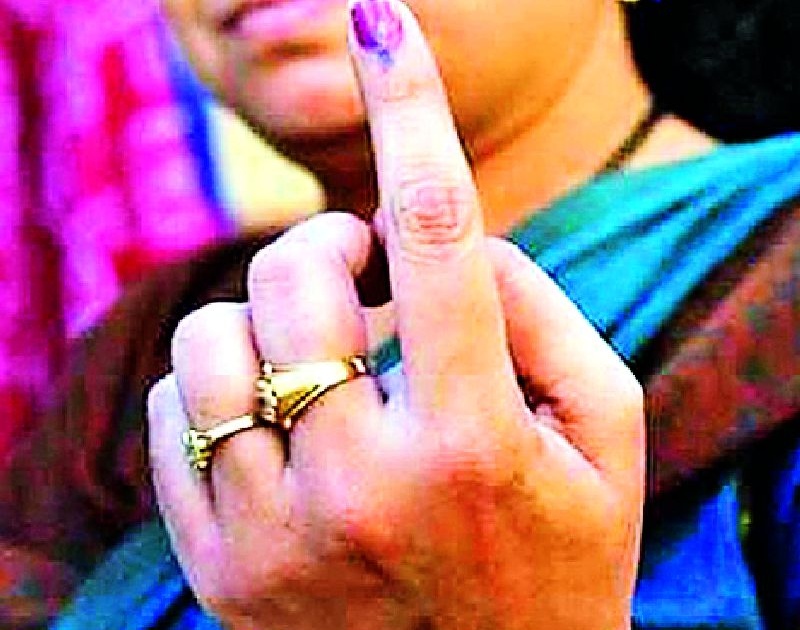 Lok Sabha Election 2019; 63 percent of women voters are in the fifties | Lok Sabha Election 2019; ६३ टक्के महिला मतदार पन्नाशीच्या आत