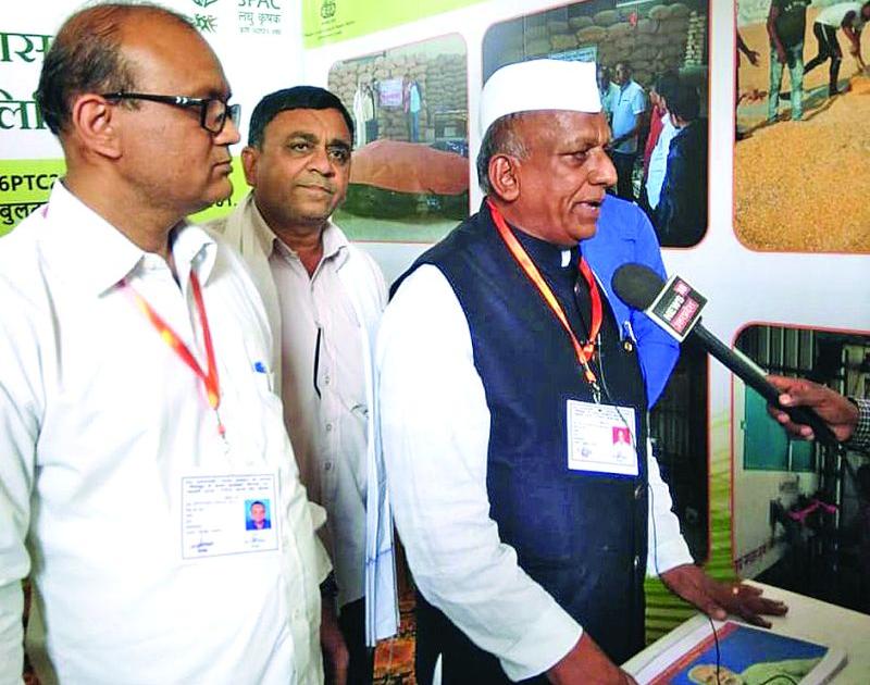 Buldana district participates in agricultural exhibition in Uttar Pradesh | उत्तर प्रदेशातील कृषी प्रदर्शनात बुलडाणा जिल्ह्याचा सहभाग