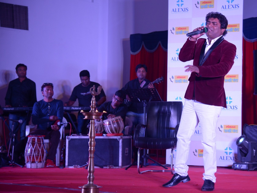 'Sugar Music' played with doctors and singers in Nagpur !!! | नागपुरात डॉक्टर-गायकांसोबत रंगले ‘शुगर संगीत’ !!!