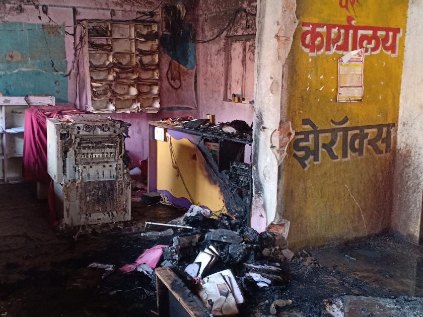  Try to burn the CPI (M) office in Suragaya | सुरगाण्यात माकपचे कार्यालय जाळण्याचा प्रयत्न