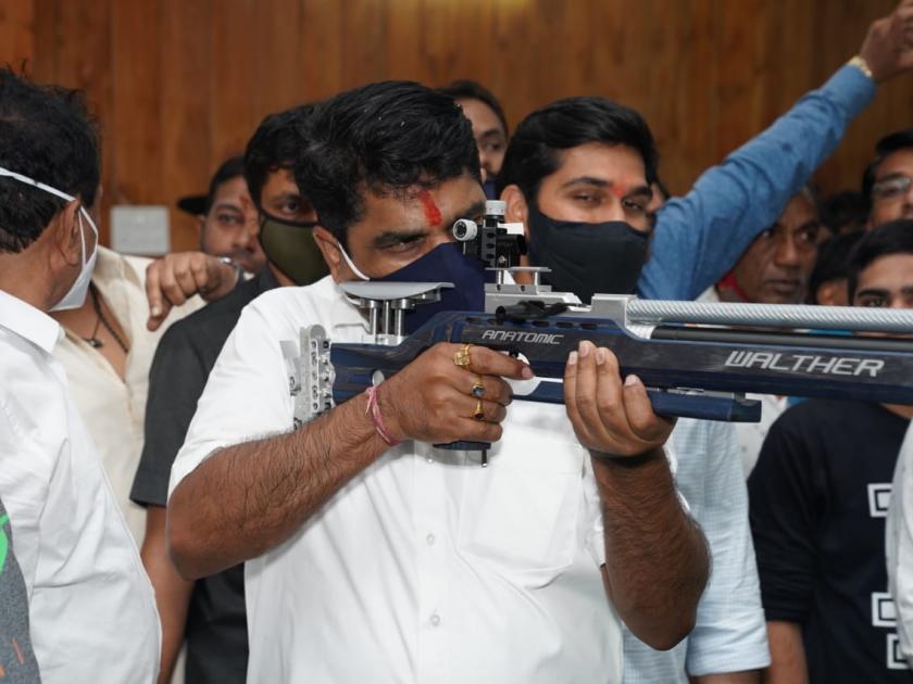 Inauguration of state-of-the-art air rifle range at Dudhali | दुधाळीतील अत्याधुनिक एअर रायफल रेंजचे उद्‌घाटन