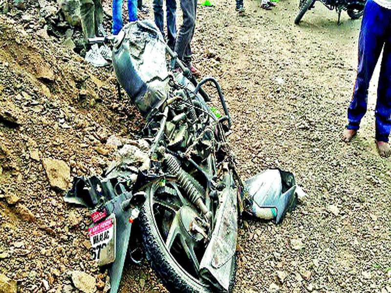Four killed in Dahagavi accident; Murder of driver | दहेगावी अपघातात चार ठार; चालकाविरुद्ध खुनाचा गुन्हा