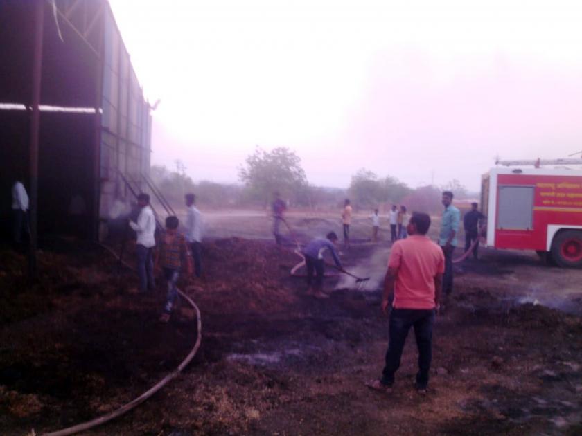  Factory fire; 35 lakhs loss | कारखान्याला आग; ३५ लाखांचे नुकसान