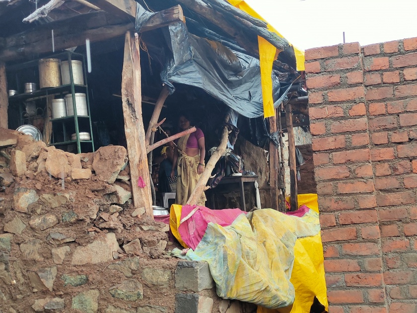 The cyclone caused the most number of houses in Sangamner taluka and crop damage in Parner taluka | चक्रीवादळाने संगमनेर तालुक्यात सर्वाधिक घरांची पडझड, पारनेर तालुक्यात पिकांची हानी