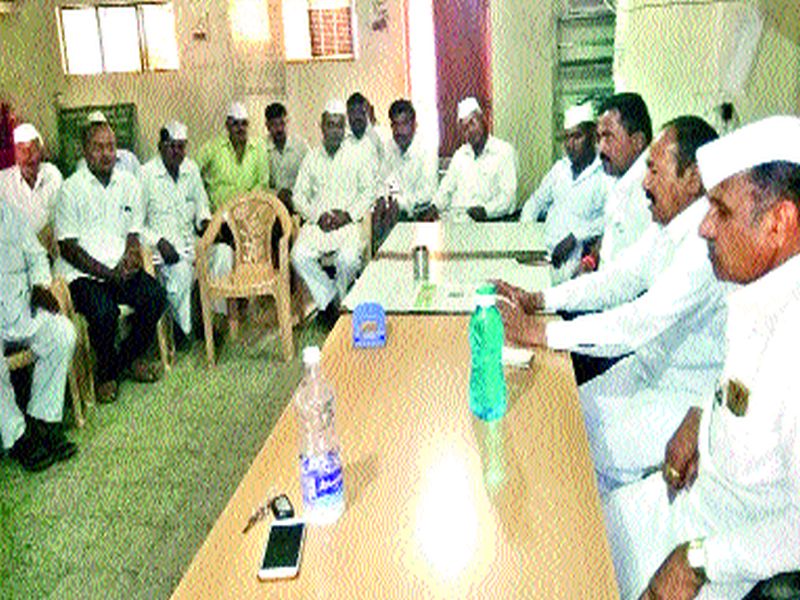Meetings in the rural areas of the National Congress Party | राष्टÑवादी कॉँग्रेसच्या ग्रामीण भागात बैठका
