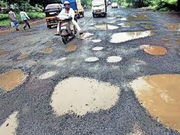 Immediate repair of Shivar roads if tax is paid in Bhokani | भोकणीत थकीत कर भरल्यास शिवार रस्त्यांची तातडीने दुरुस्ती