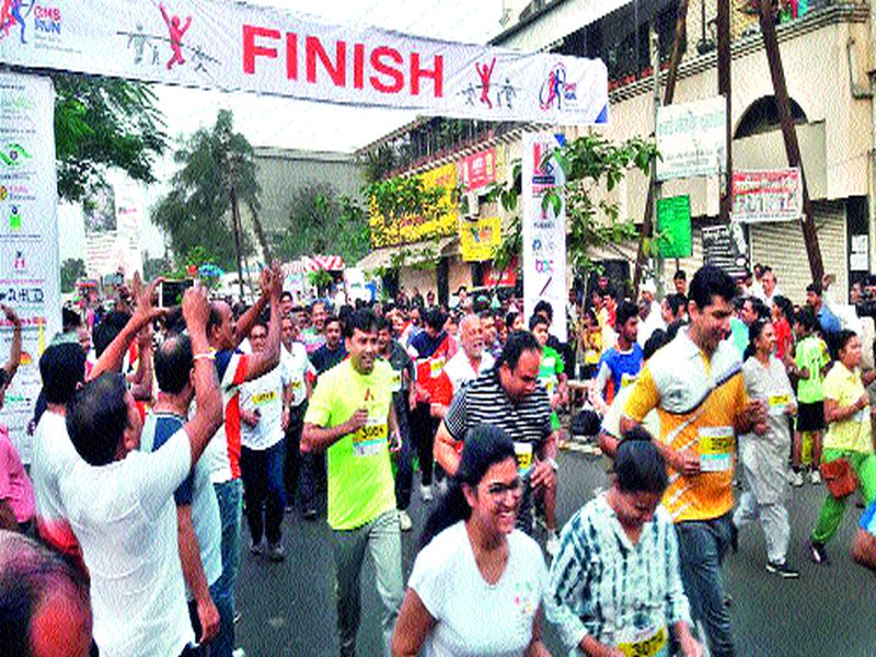 1200 athletes run a health message in GHS Marathon: Kailas Gaikwad, Somnath Jadhav winners | जीएचएस मॅरेथॉनमध्ये धावले १२०० धावपटू आरोग्याचा संदेश : कैलास गायकवाड, सोमनाथ जाधव विजेते