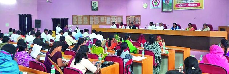  Zilla Parishad General Assembly: Old lists canceled; Decision on selection of new beneficiary | जिल्हा परिषद सर्वसाधारण सभा : जुन्या याद्या रद्द; नवीन लाभार्थी निवडीचा निर्णय