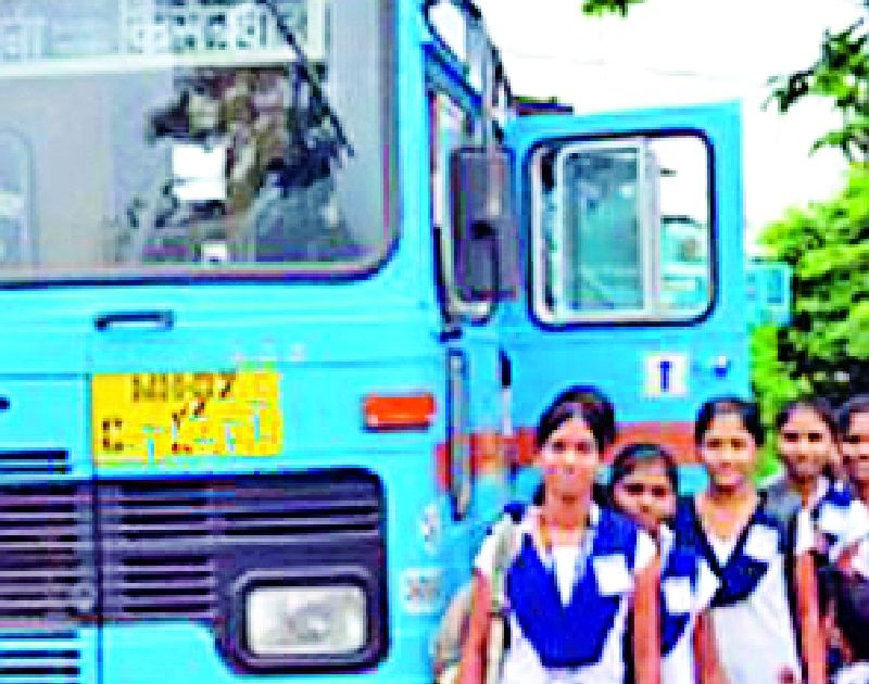 9 1 buses serve the girl students in the district | ९१ बसेस जिल्ह्यातील विद्यार्थिनींच्या सेवेत