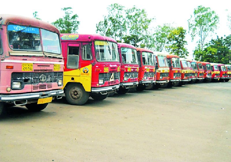 Five buses of Gondiya for Vithu Mauli Yatra | विठू माऊलीच्या यात्रेसाठी गोंदियाच्या पाच बसेस