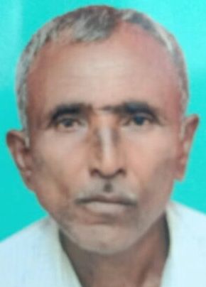 Farmer suicides by Mandev Budruk after bashing a barber | नापिकीला कंटाळून मांडवे बुद्रूकच्या शेतकऱ्याची आत्महत्या