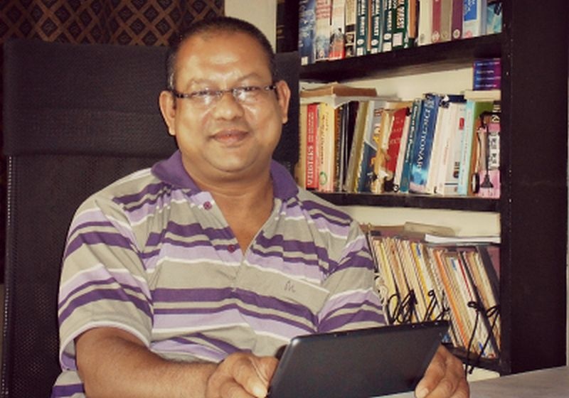 Advocacy of Bhima Koregaon Surendra Gadling and three arrested | भीमा कोरेगावप्रकरणी अ‍ॅड. सुरेंद्र गडलिंग यांच्यासह तिघांना अटक