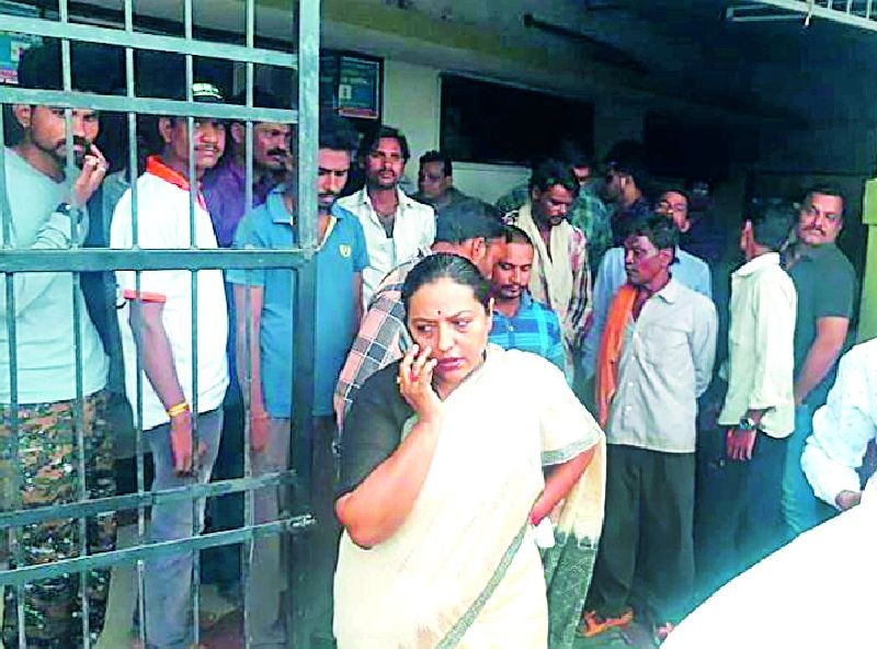 The death of the BJP's office bearer by electric shock in Koller | कुलरमधील विजेच्या धक्क्याने भाजपाच्या महिला पदाधिकाऱ्याचा मृत्यू