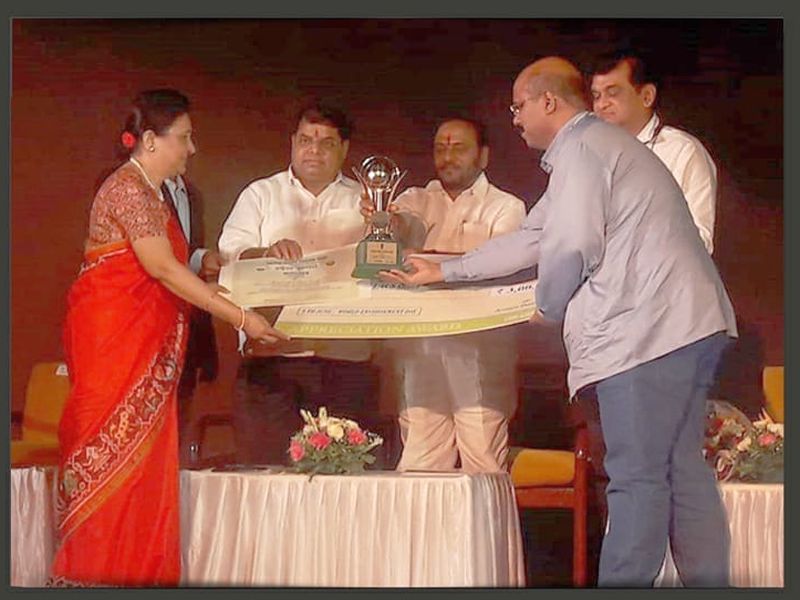 Third consecutive award in the city of Shirpur | शिरपूर नगरपालिकेला सलग तिसºयांदा पुरस्कार