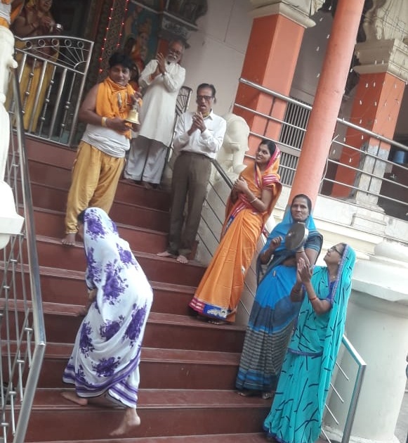  Celebrate the anniversary of Mahavir by ringing bells | घंटानाद करीत भगवान महावीरांची जयंती साजरी