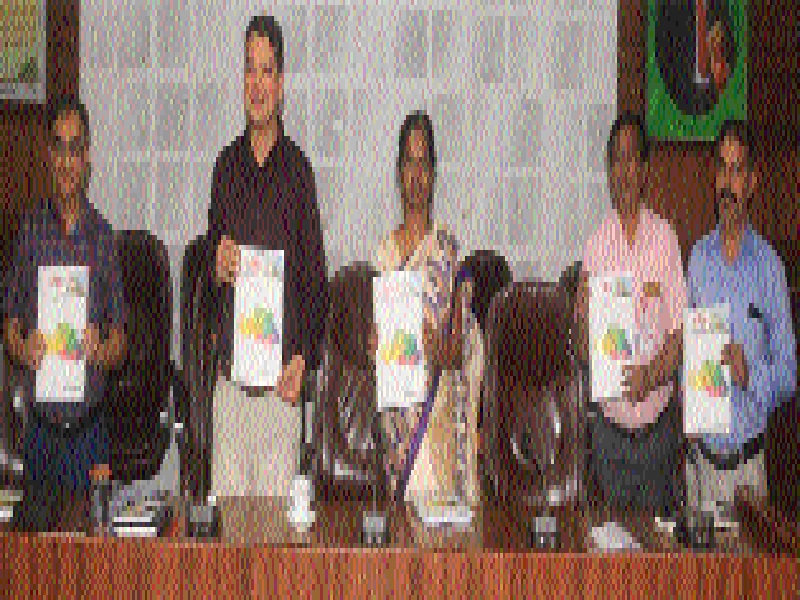Six candidates are contesting in six constituencies in Beed district | बीड जिल्ह्यातील सहा मतदारसंघांमध्ये ११५ उमेदवार रिंगणात